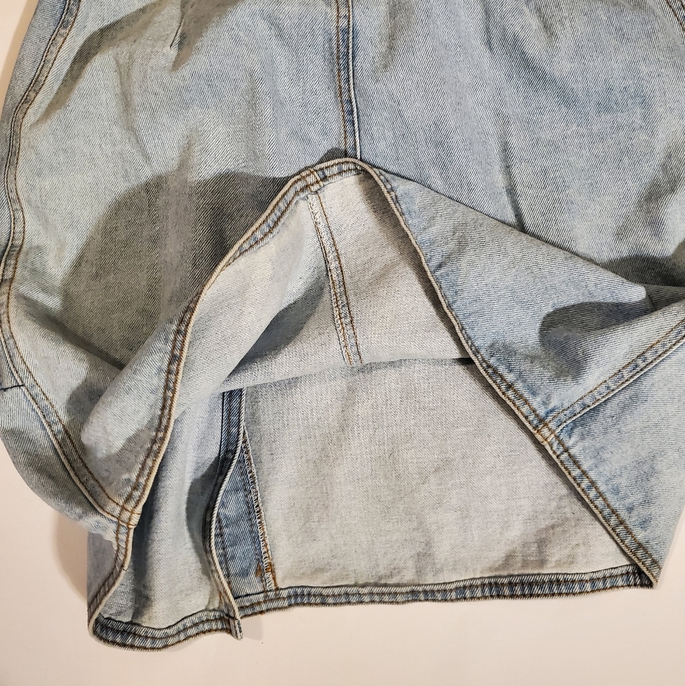 🔥SALE🔥R☆Rodeo Light Blue Wash Denim Skirt w/Side Buttons - Picture 6 of 8